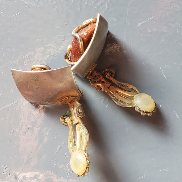 Abstract Goldstone Clip Earrings Amber Adventurine Copper Wire Vintage Mod Retro - Picture 11 of 16